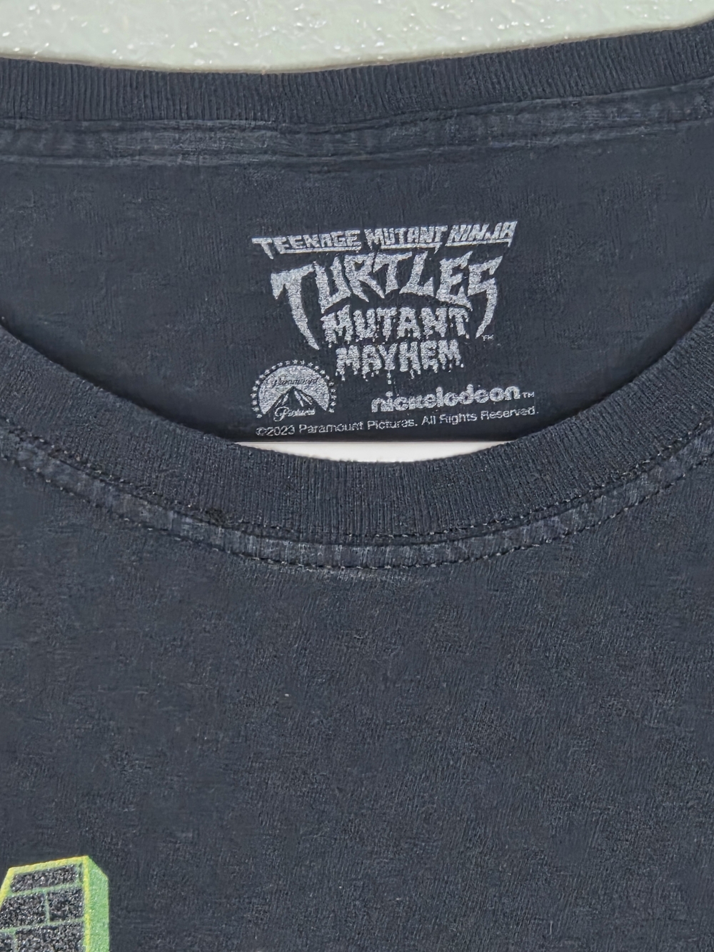 TMNT: Mutant Mayhem Graphic T-Shirt - Retro 90s Style Design -size LG - Picture 5 of 7